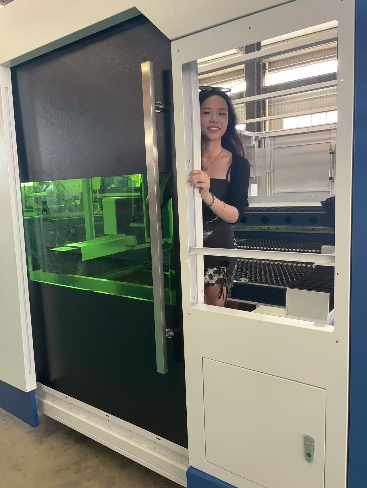3015 Fiber Laser Metal Cutting - Industrial Laser Systems 评论和价格